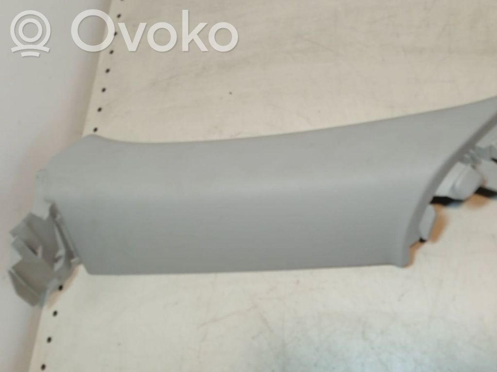 Audi Q3 8U Rivestimento montante (C) 