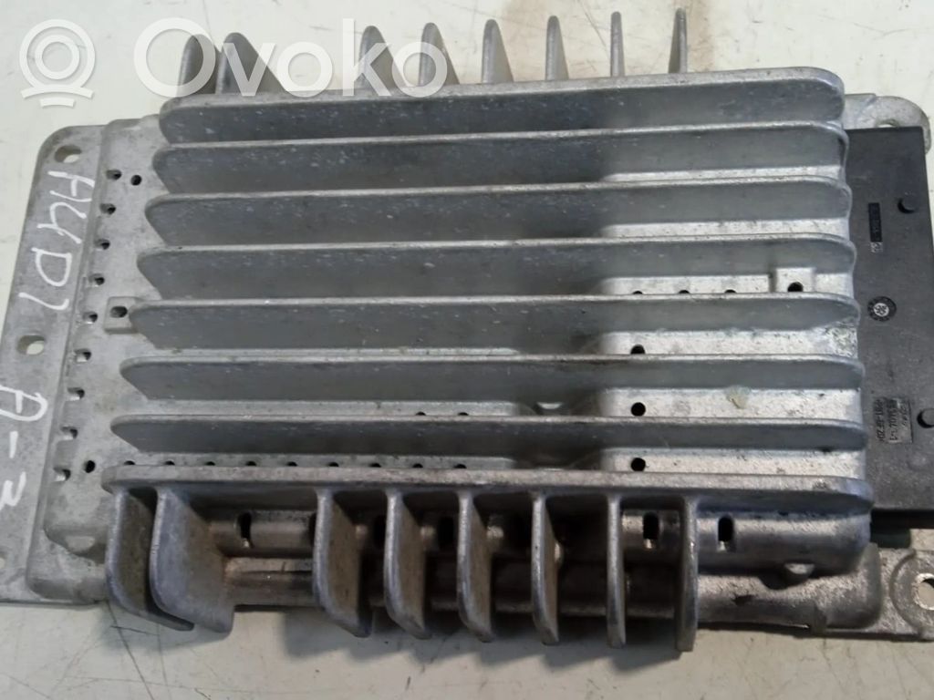 Garso stiprintuvas   8P4035223