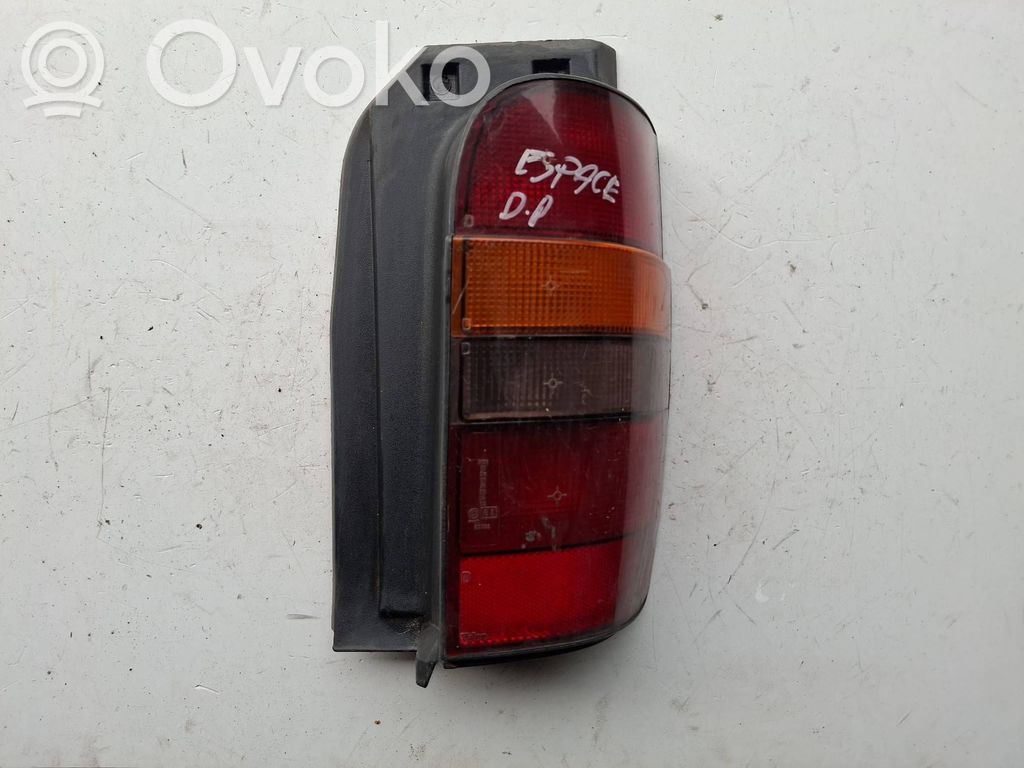 Renault Espace II Задний фонарь в кузове 
