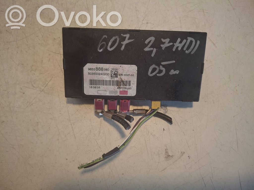 Peugeot 607 Antenos stiprintuvas 