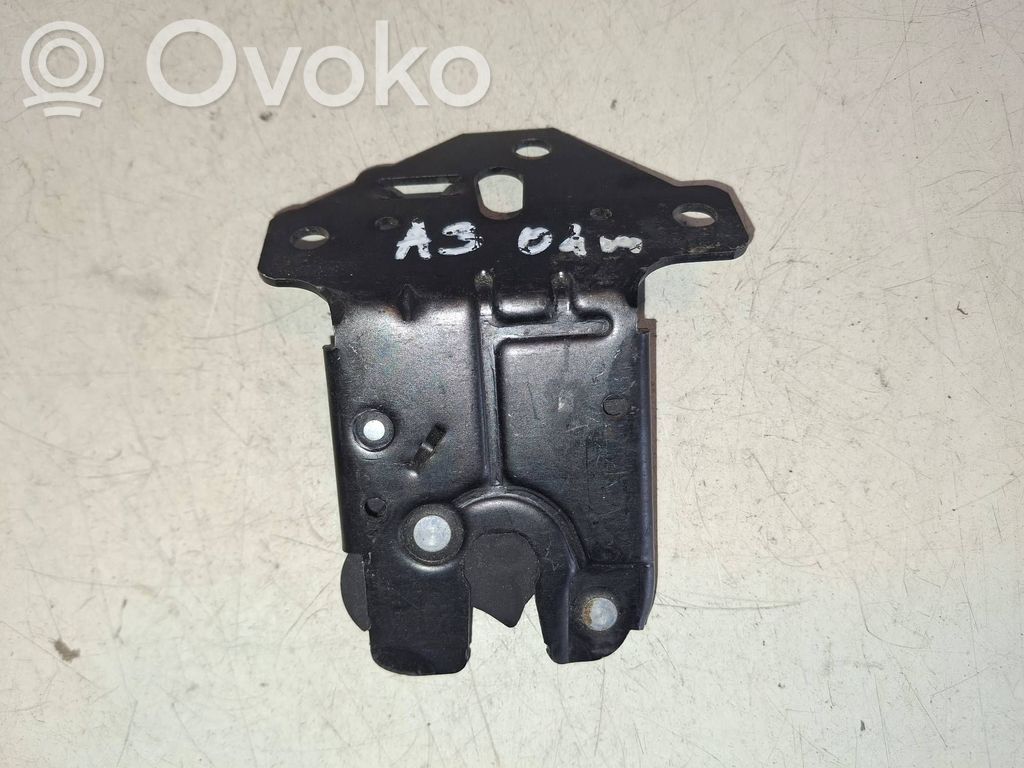 Audi A3 S3 8P Zamek klapy tylnej / bagażnika 