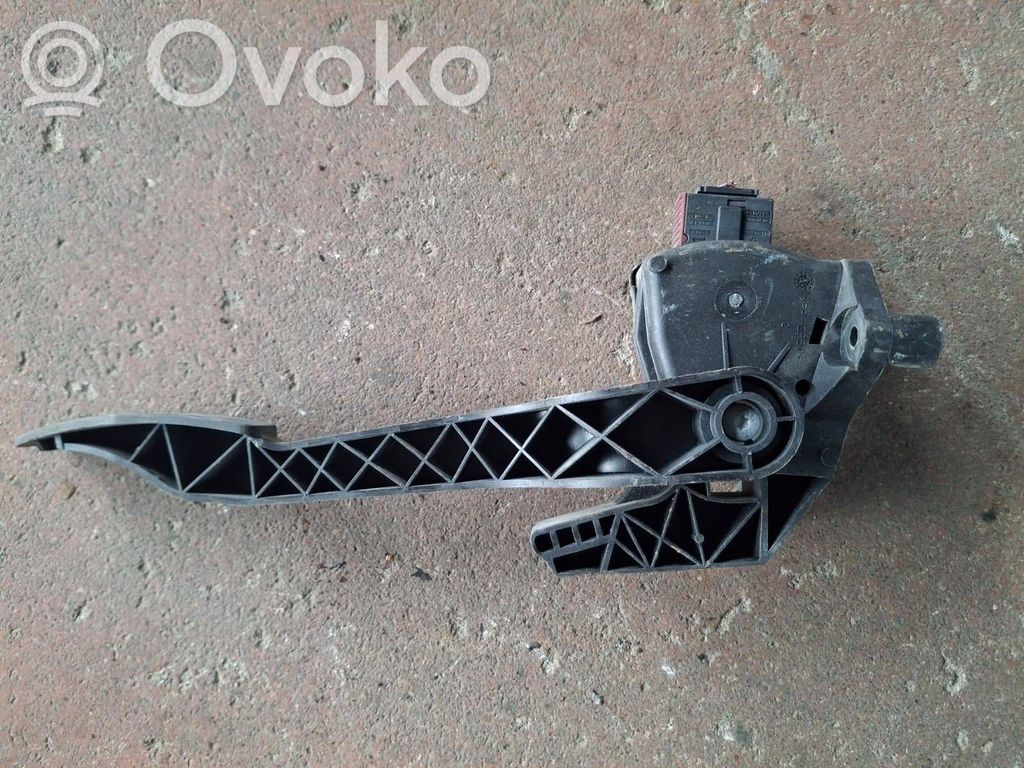 Opel Corsa C Kaasupoljin 