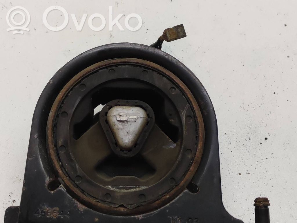 Chrysler Voyager Engine mount bracket 