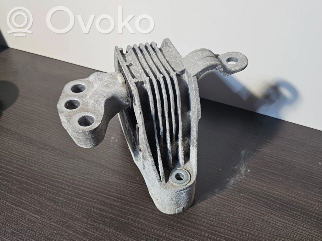 Opel Astra J Engine mount bracket 