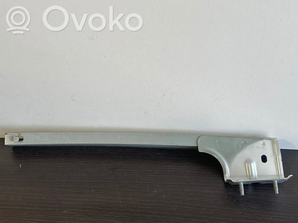 Renault Trafic III (X82) Priekšējo durvju vējstikla sliede 