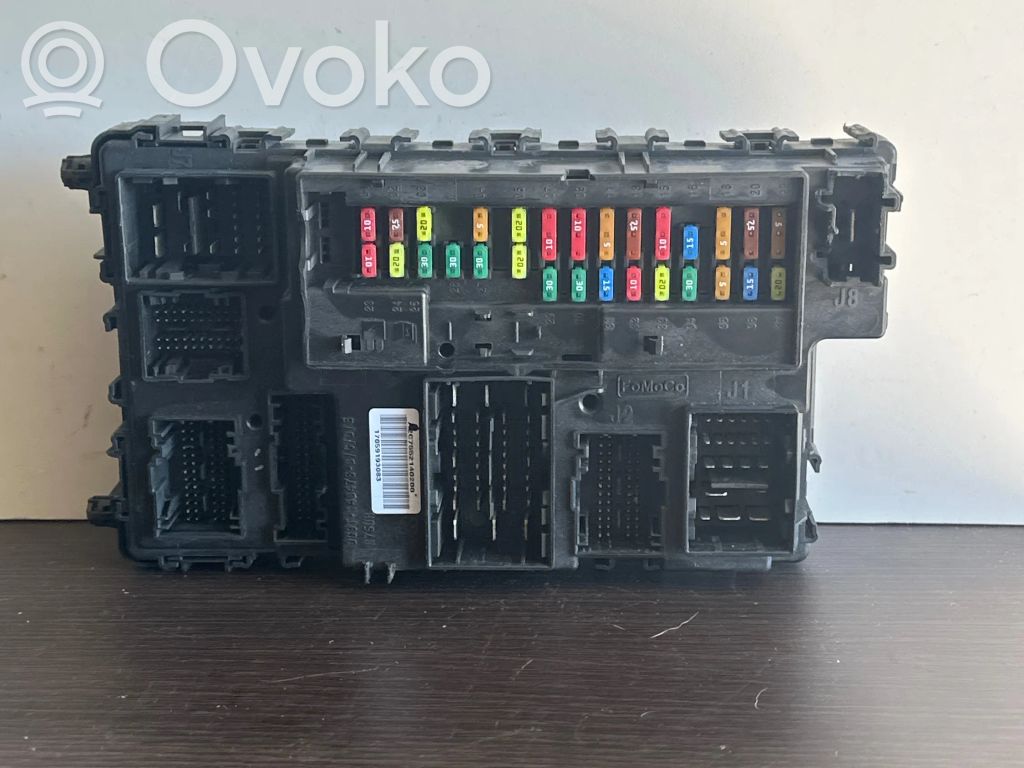 Ford Fusion II Ramka / Moduł bezpieczników 