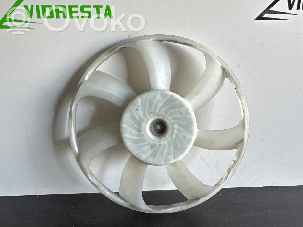 Toyota Avensis T270 Ventiliatora propellers 