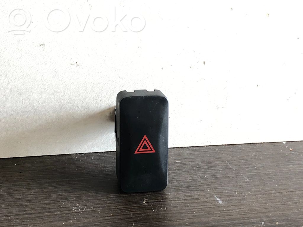 Nissan Leaf I (ZE0) Hazard light switch 