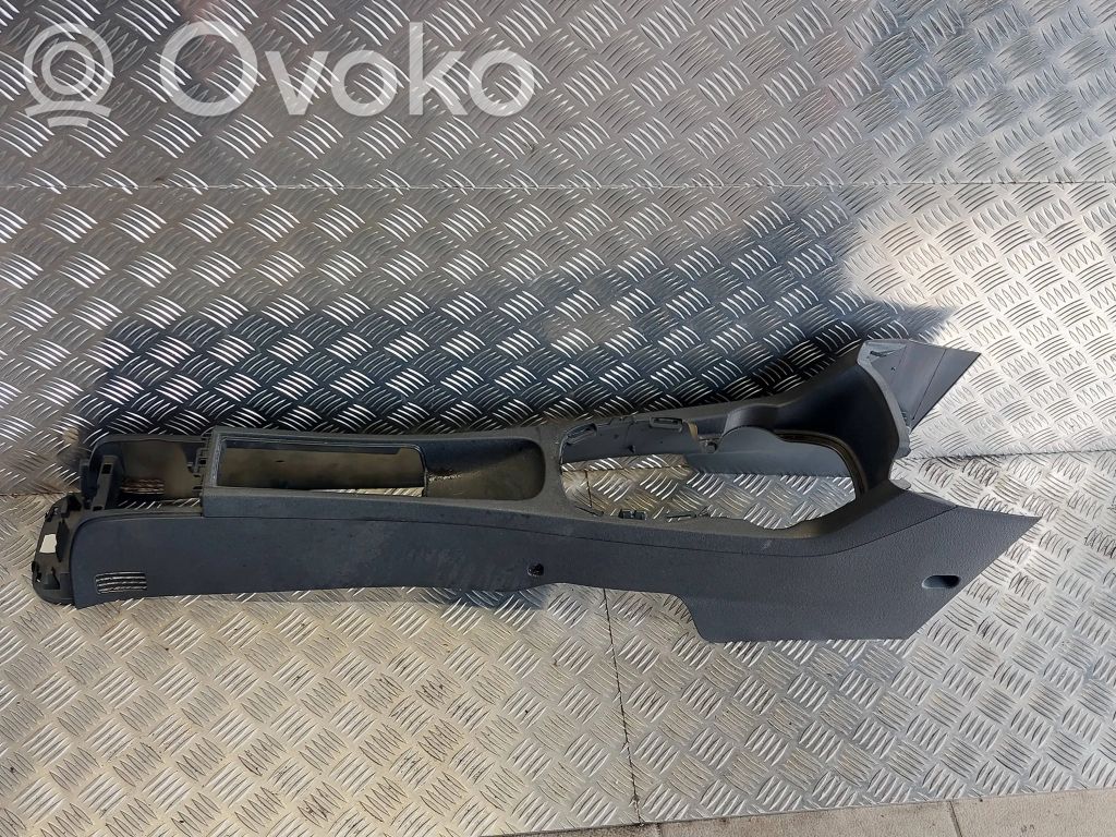Opel Corsa D Centrālā konsole 