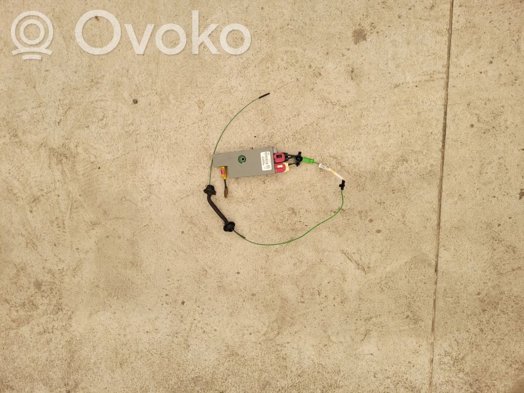 Volvo XC60 Antenos stiprintuvas 