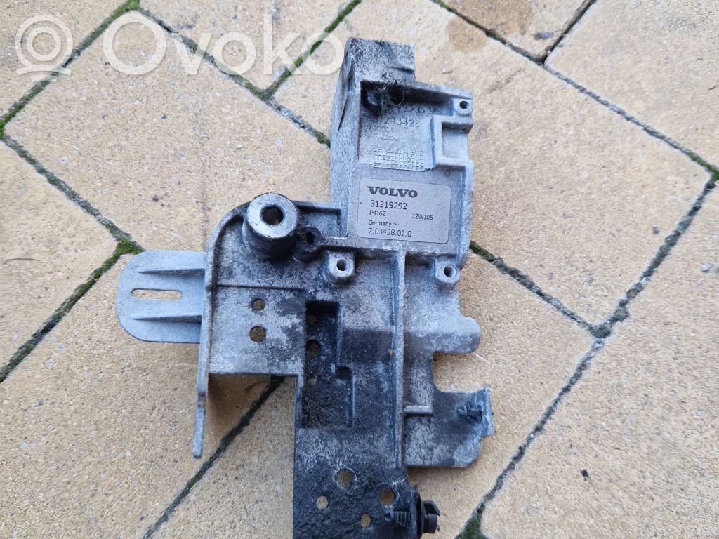 Volvo XC60 Other engine bay part 