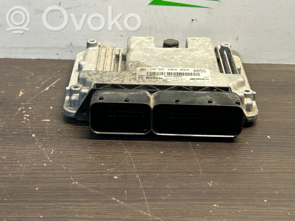 Opel Meriva B Engine control unit/module 