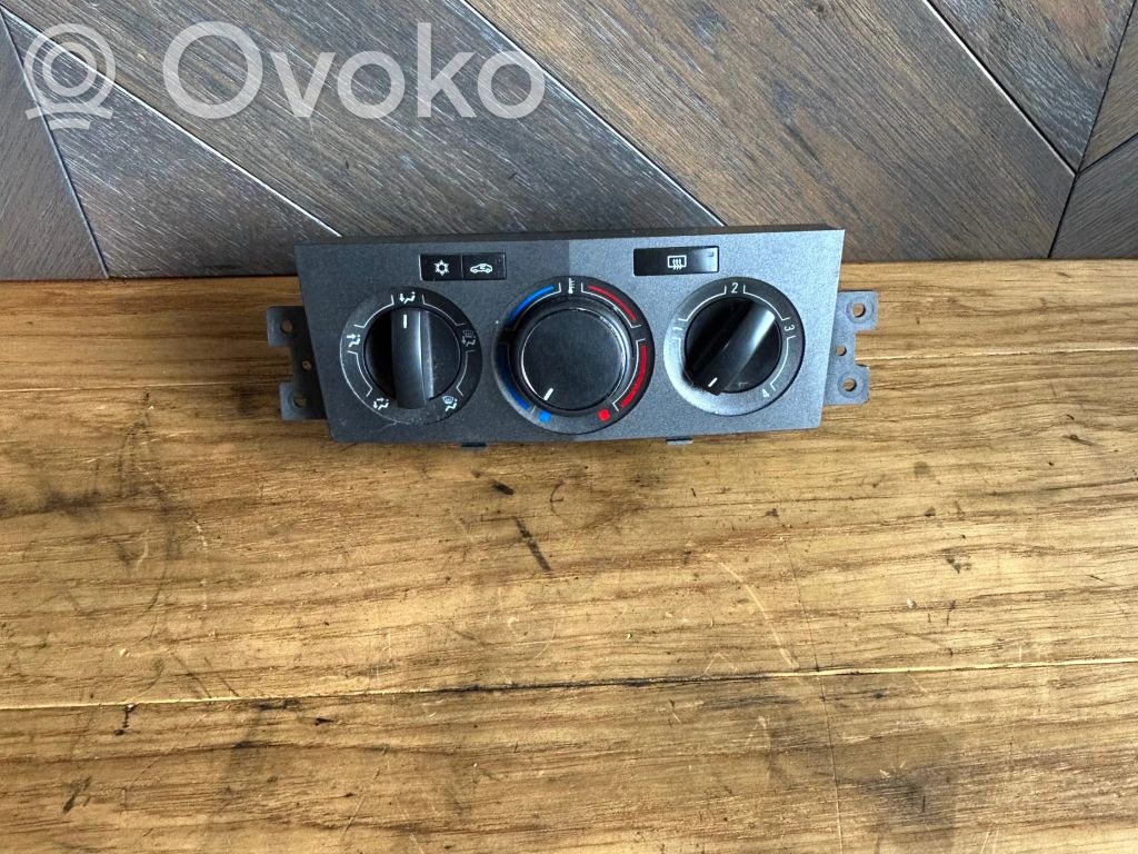 Opel Antara Climate control unit 