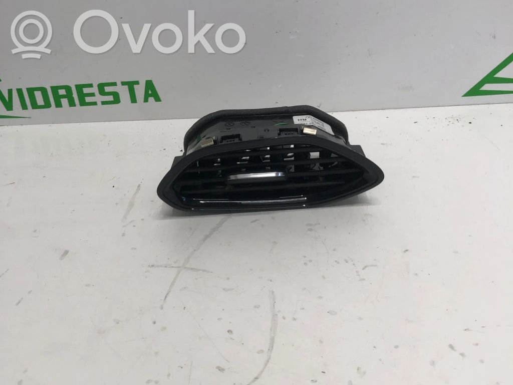 Opel Crossland X Dysze / Kratki środkowego nawiewu deski rozdzielczej 