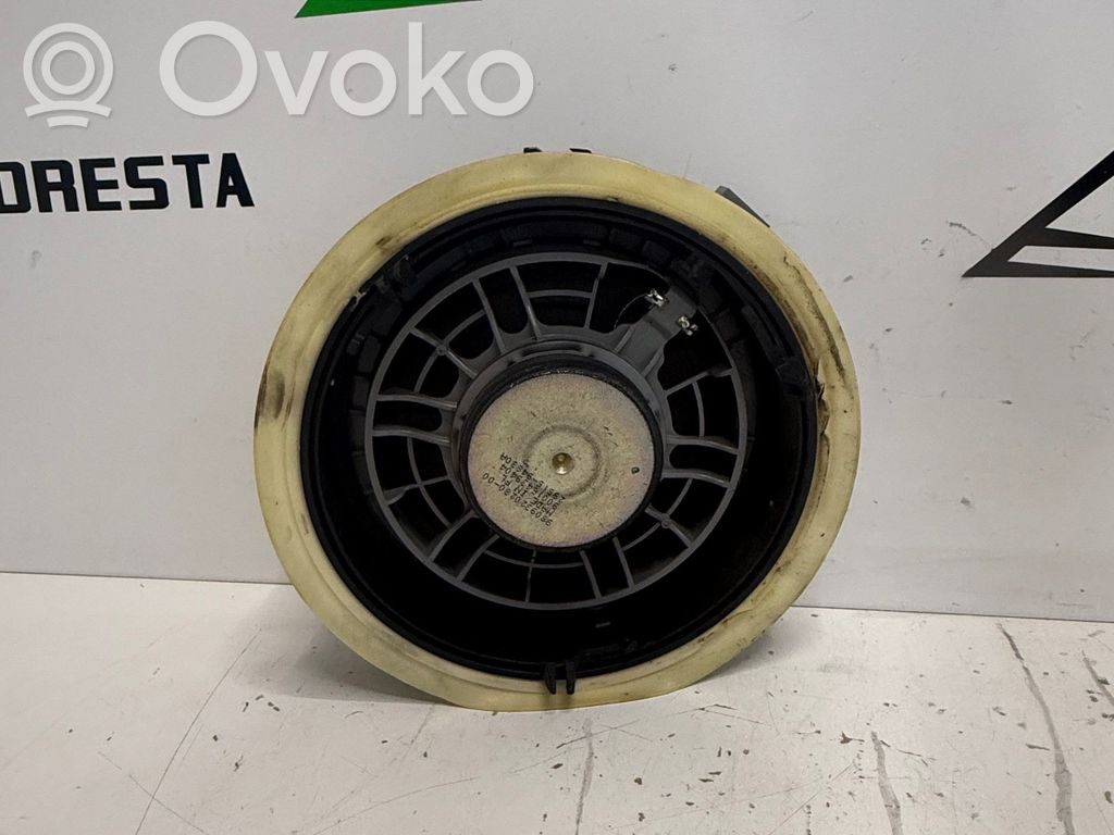 Peugeot 208 I Altavoz de la puerta trasera 