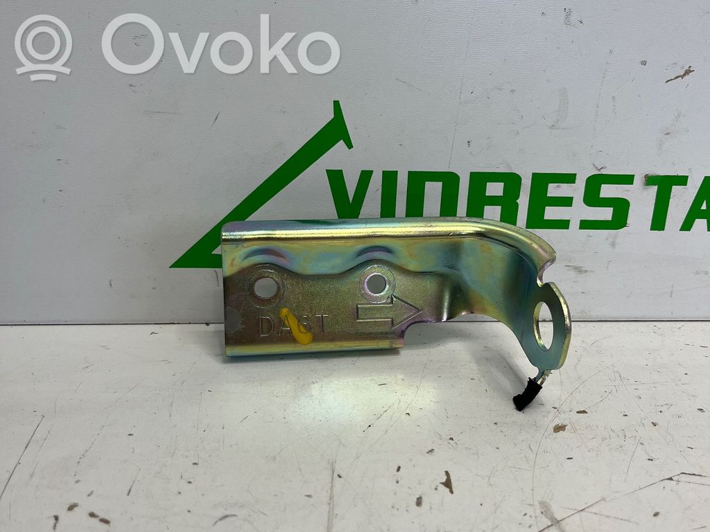 Mazda 2 Kita variklio skyriaus detalė 