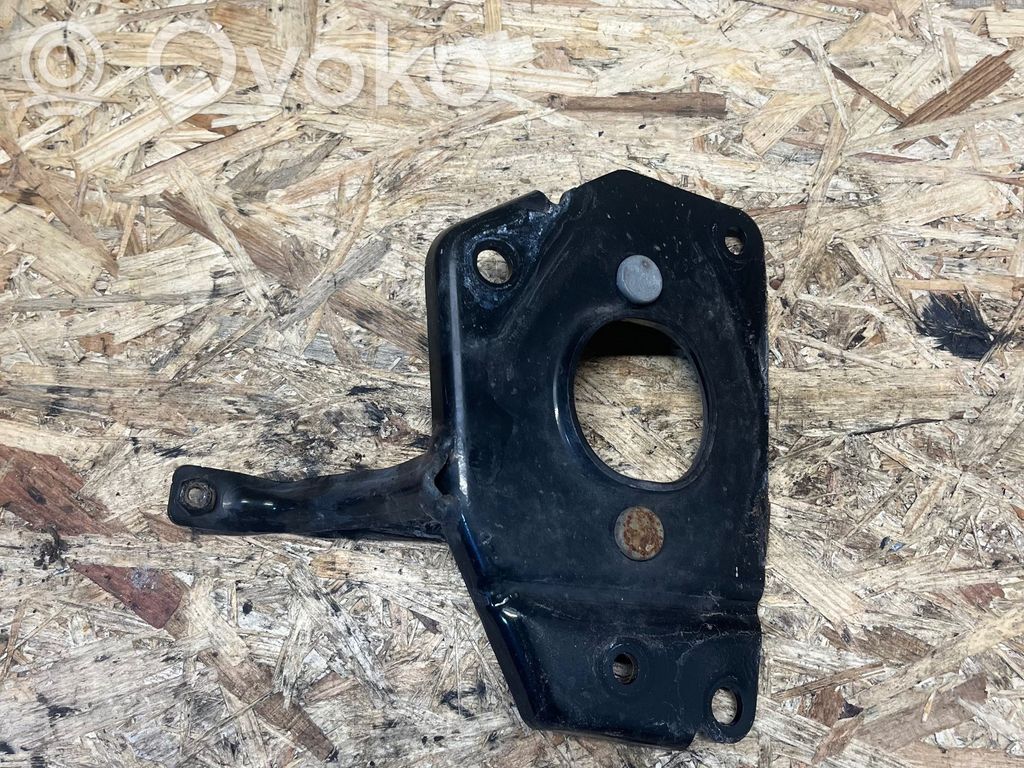 Citroen Berlingo Gearbox mounting bracket 