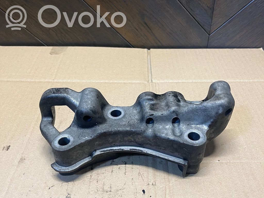 Peugeot 308 Engine mounting bracket 