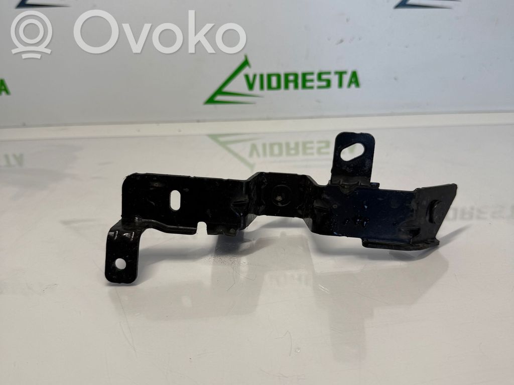 Peugeot 208 II Kita variklio skyriaus detalė 