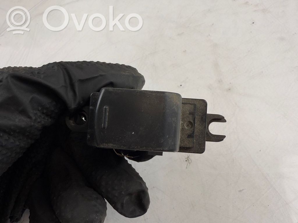 Nissan Qashqai Electric window control switch 