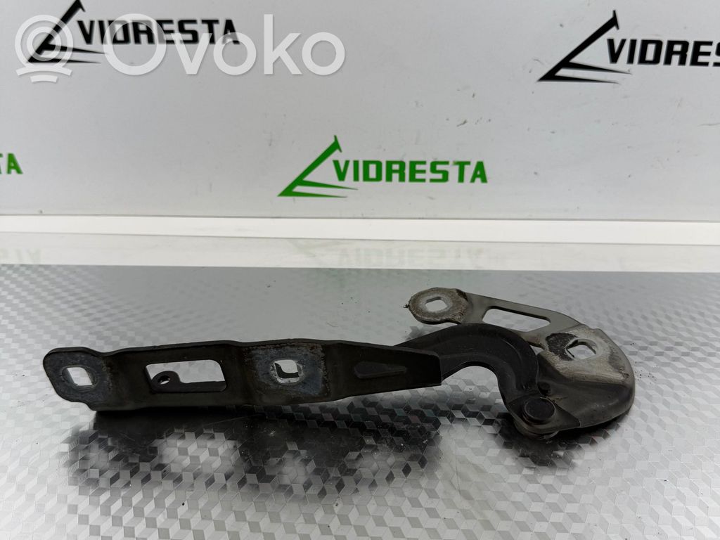 Ford Focus Konepellin saranat 
