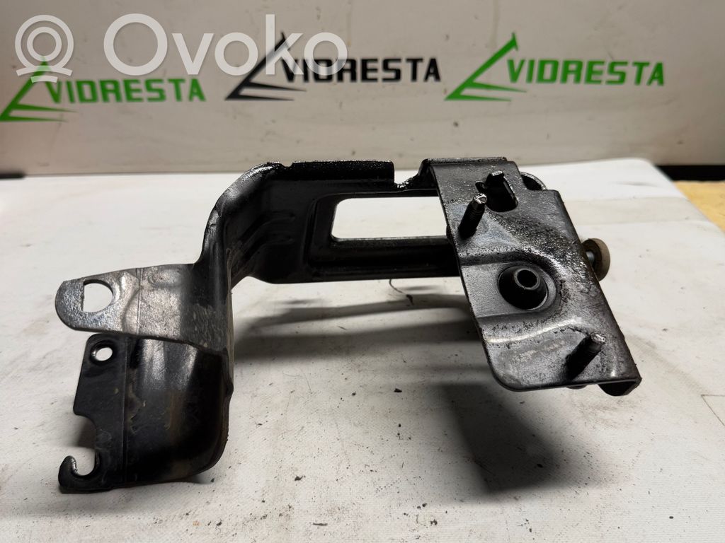 Peugeot 208 I ABS pump bracket 