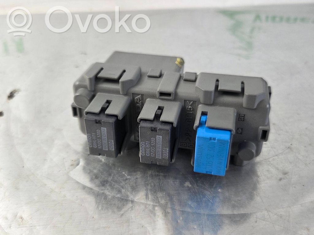Honda CR-V Fuse module 