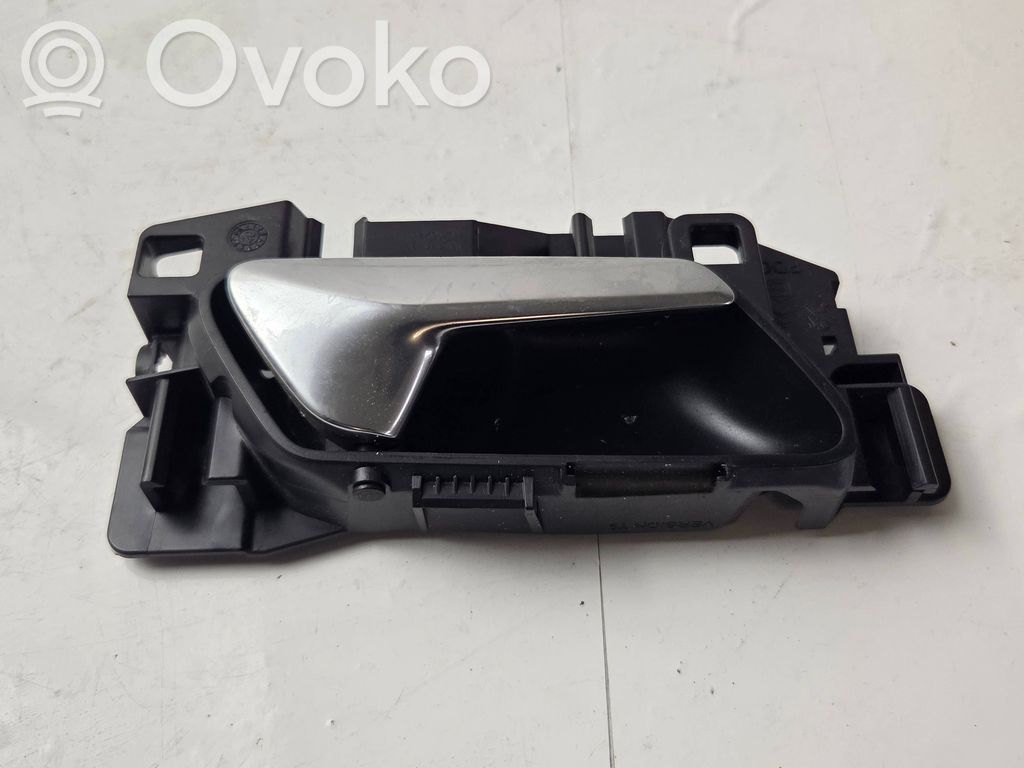 Opel Crossland X Manecilla interna puerta delantera 