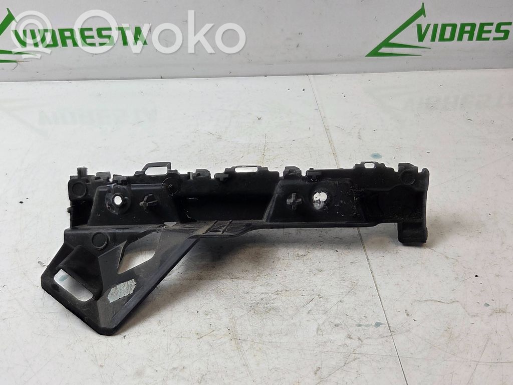 Nissan NV300 Uchwyt / Mocowanie zderzaka przedniego 