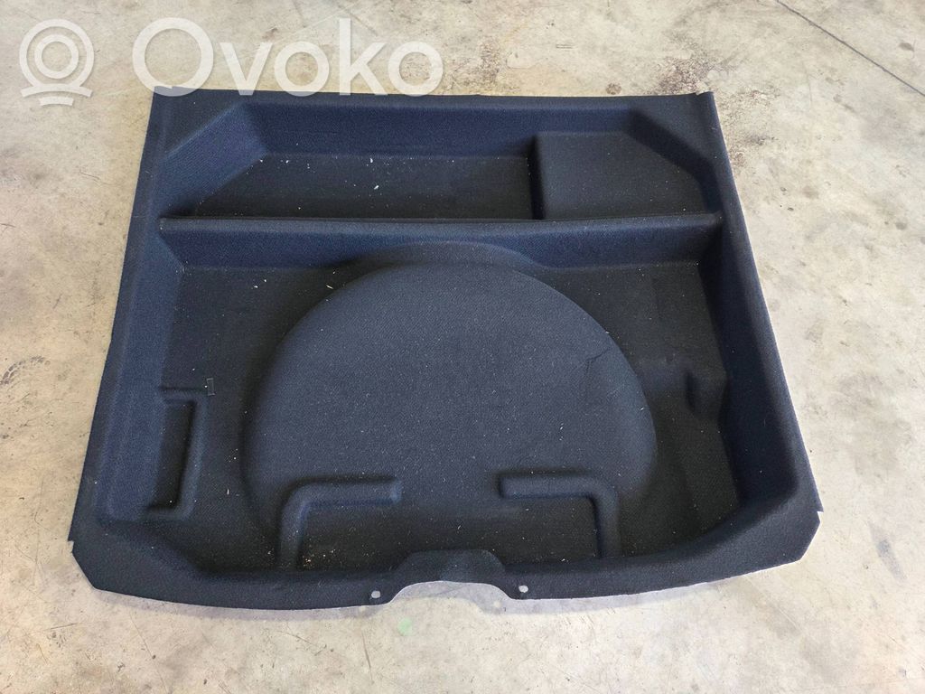 Volvo XC60 Bagažinės kilimas 