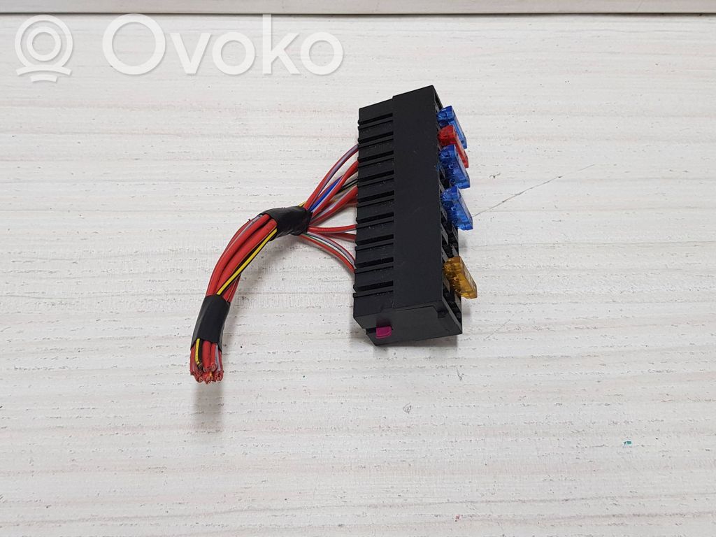 Audi A6 S6 C6 4F Fuse 