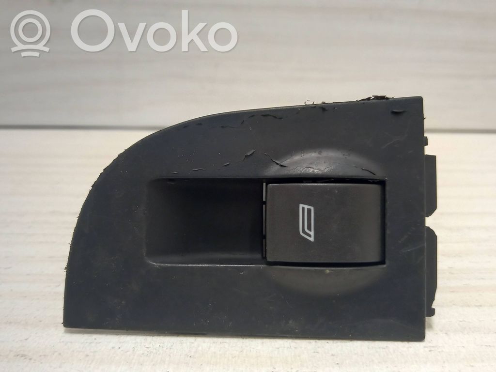 Audi A6 S6 C5 4B Electric window control switch 