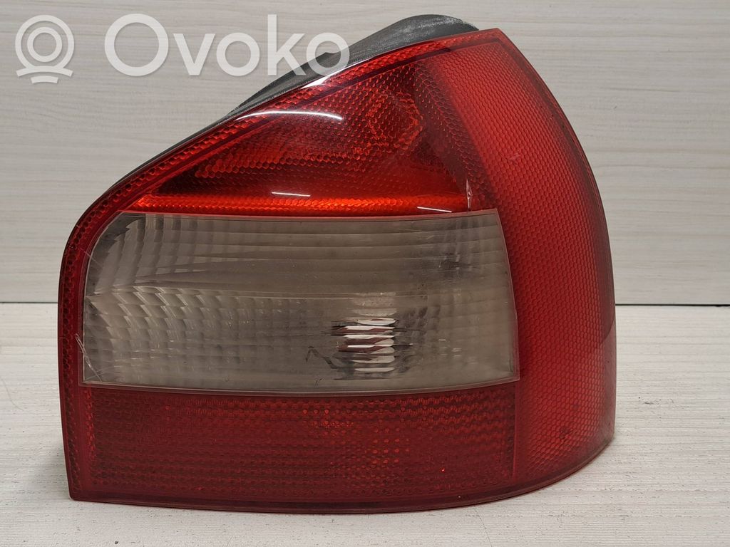 Lampa tylna   8L0945096B,00150702A1,00150716,0331922,0331932,50115619,50115629,714028470803,8L0945096C
