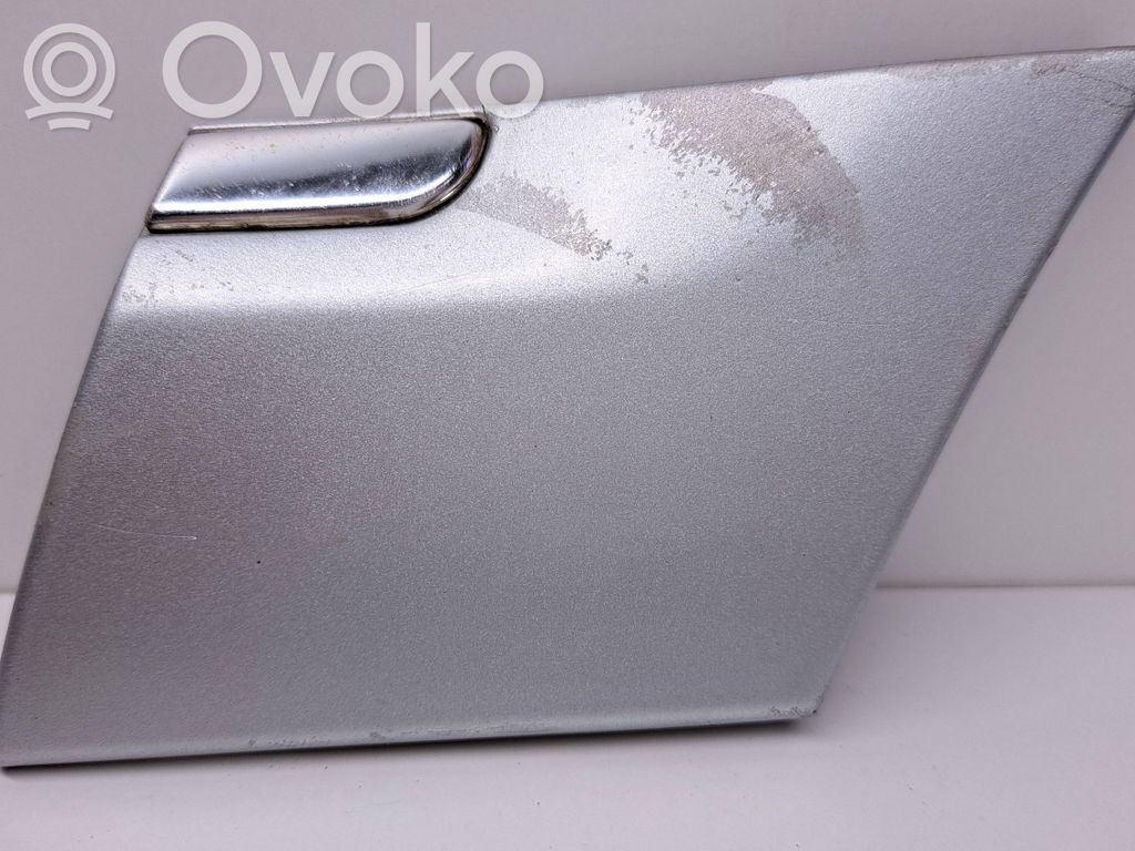 Audi A8 S8 D2 4D Listwa tylnego błotnika 