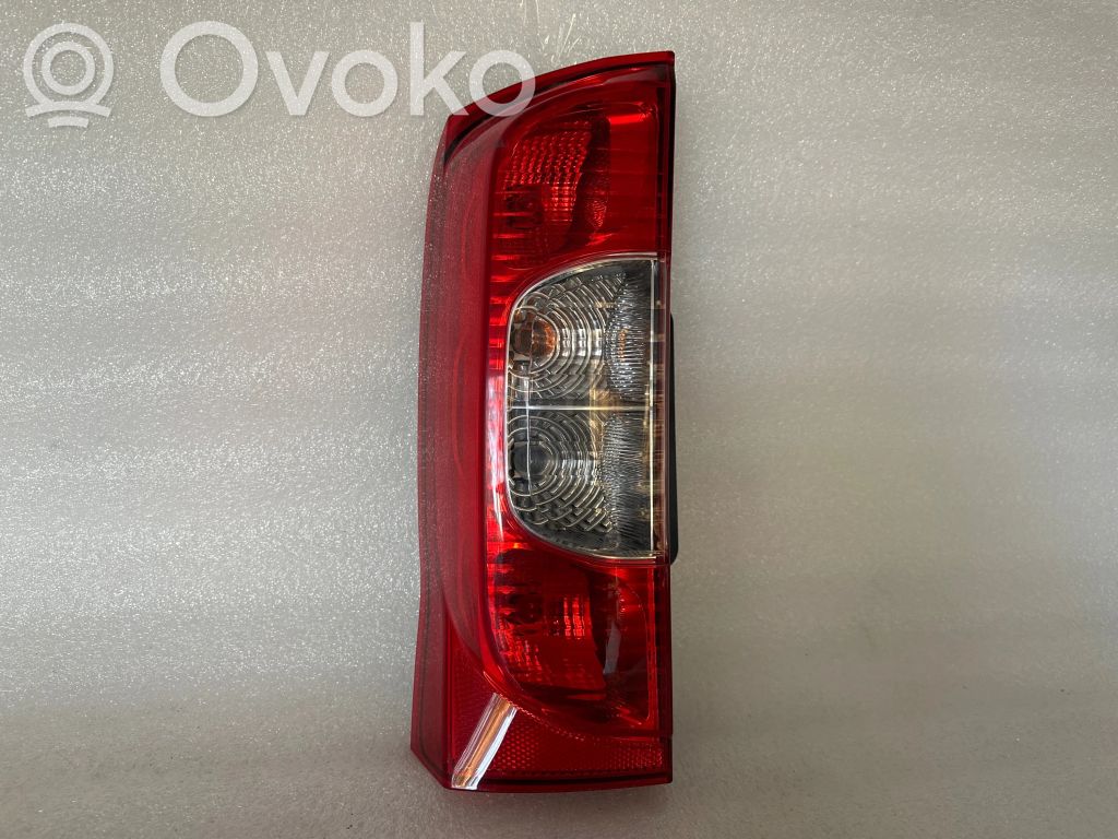 Fiat Fiorino Aizmugurējais lukturis virsbūvē 