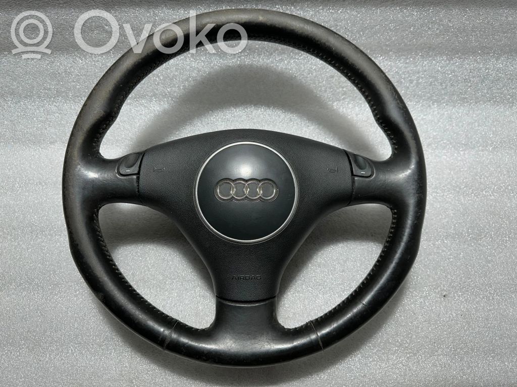 Audi A6 S6 C5 4B Ohjauspyörä 