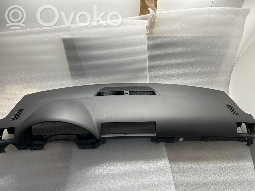 Audi A4 S4 B6 8E 8H Panelė 