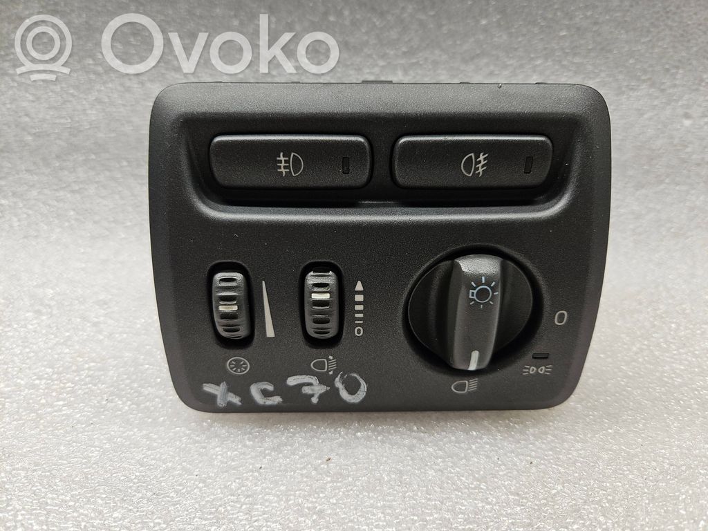 Volvo XC70 Light switch 