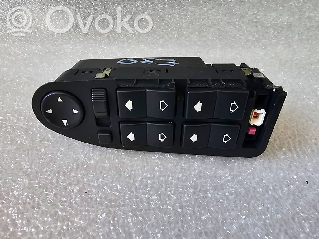 BMW 5 E39 Electric window control switch 