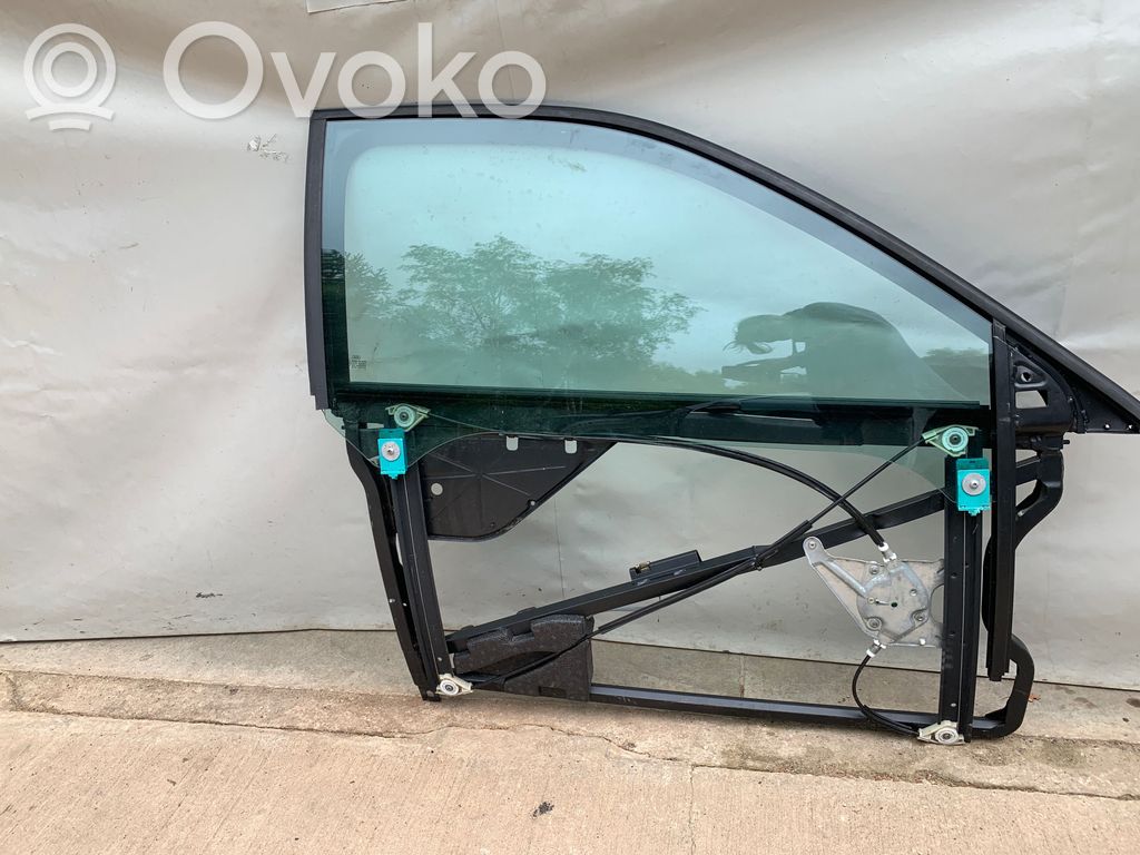 Audi A3 S3 8L Front door electric window regulator 