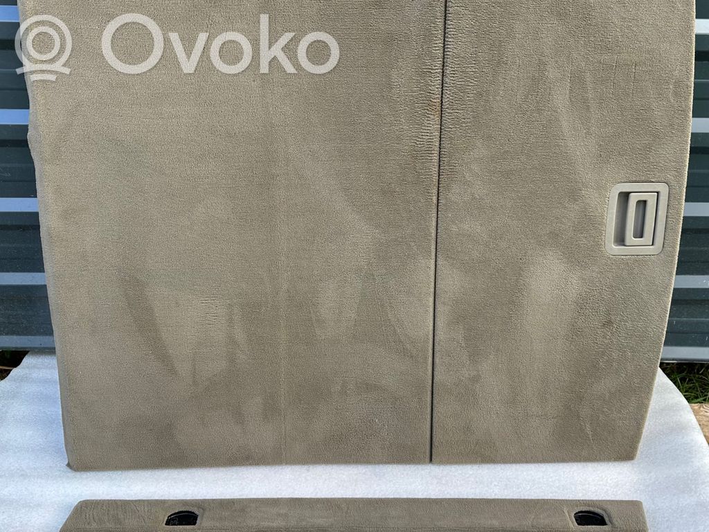 Audi Q7 4L Bagažinės grindys 
