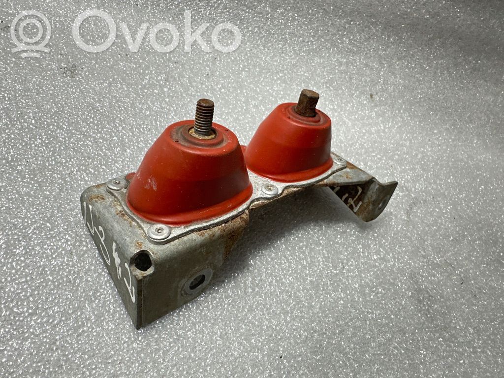 Audi A8 S8 D3 4E Muffler mount bracket/holder 