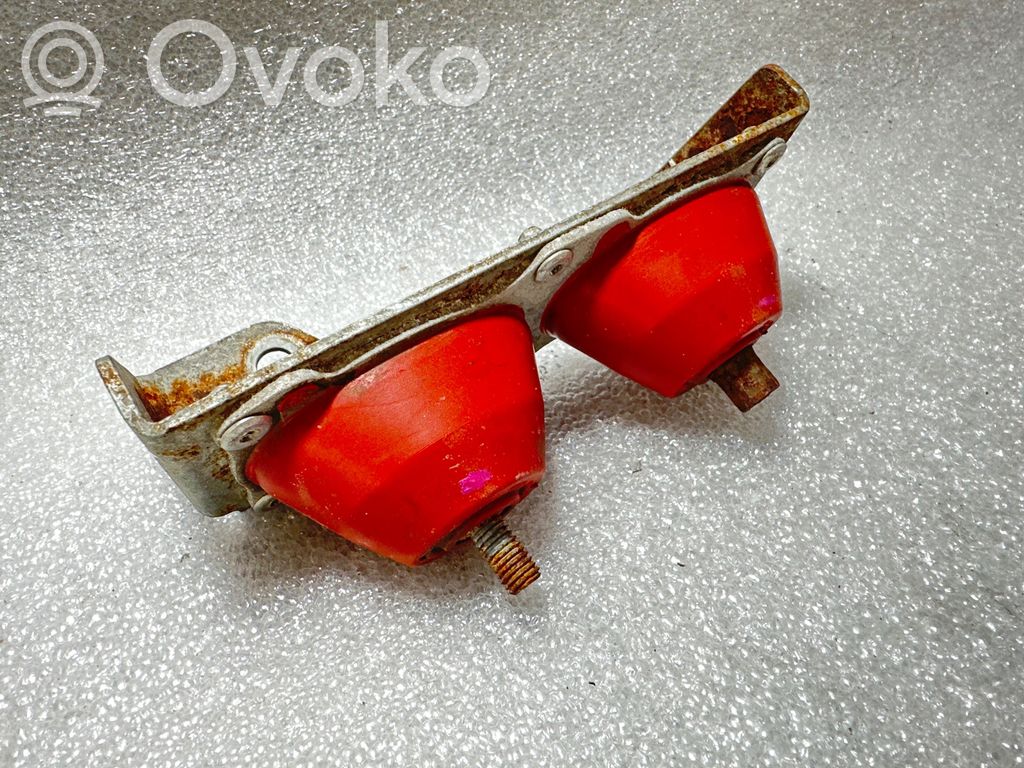 Muffler mount bracket/holder   4E0253099H