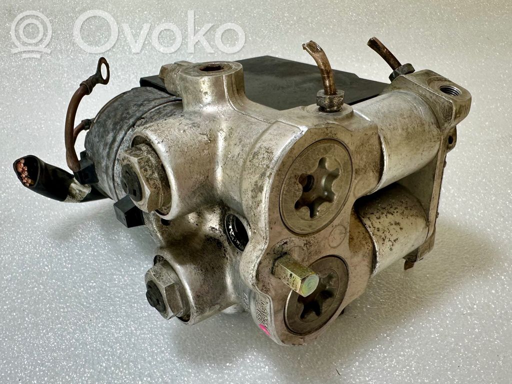 Audi 80 90 B3 ABS bloks 
