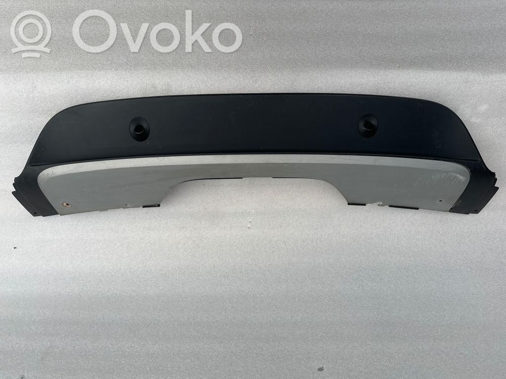 BMW X5 E70 Apakšējā bampera daļa 