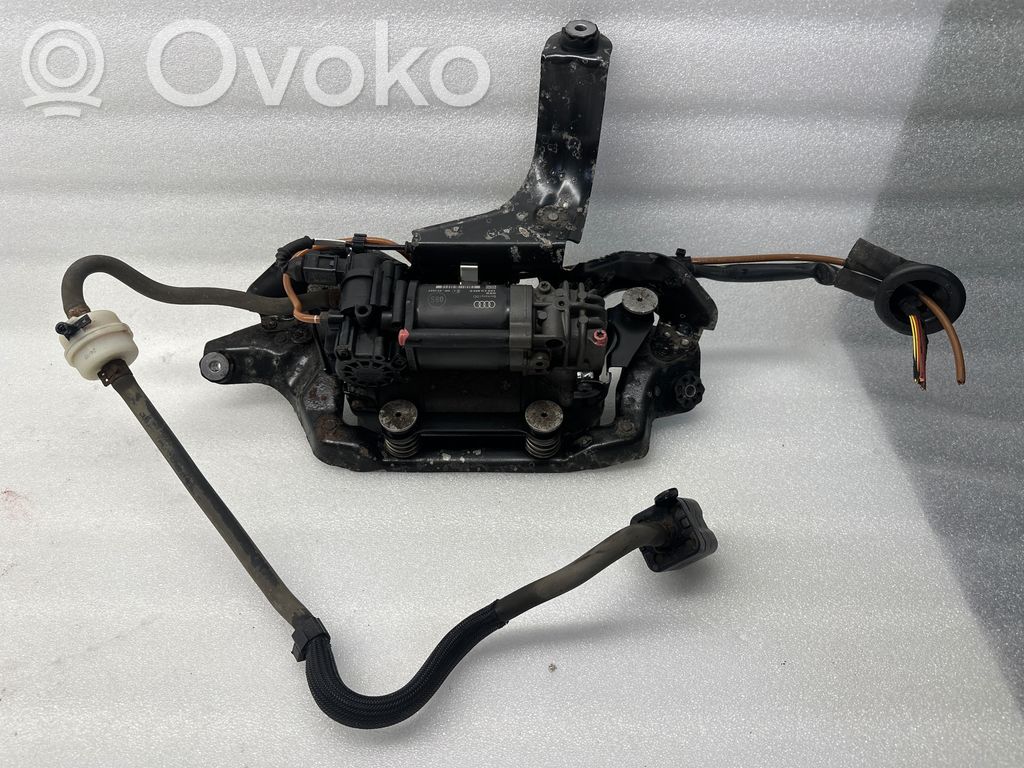 Audi A6 S6 C7 4G Air suspension compressor 