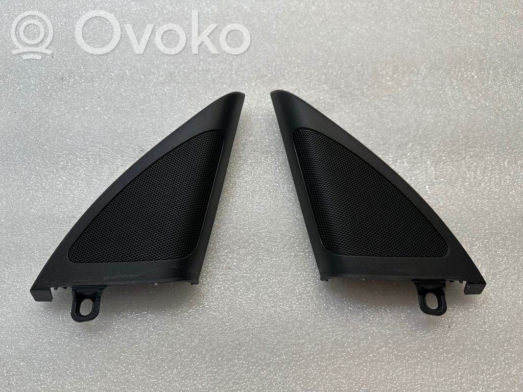 Audi A4 S4 B8 8K Etuoven kaiuttimen kehys 