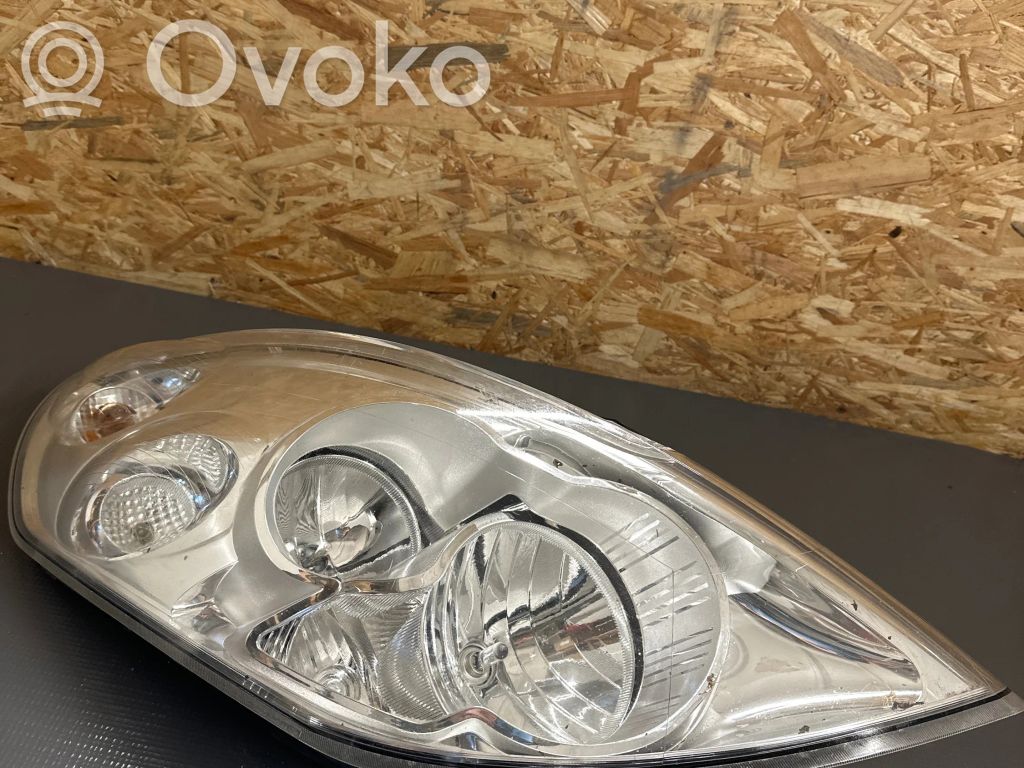 Renault Master III Headlight/headlamp 