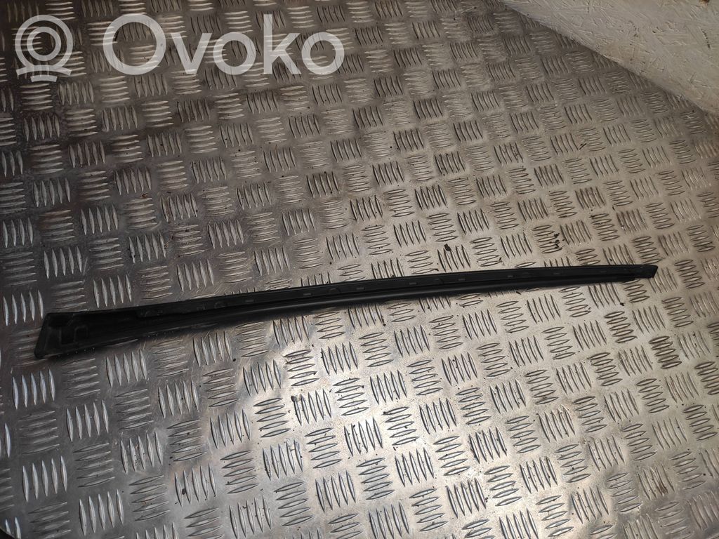 Cupra Formentor Windshield trim 