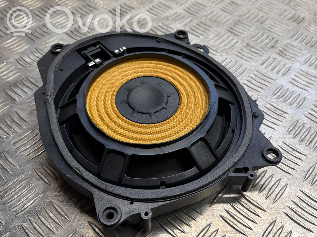 BMW iX Subwoofer 